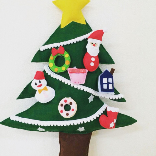 フェルトでクリスマスツリー 雑貨・その他 tomooo213 通販 3855374