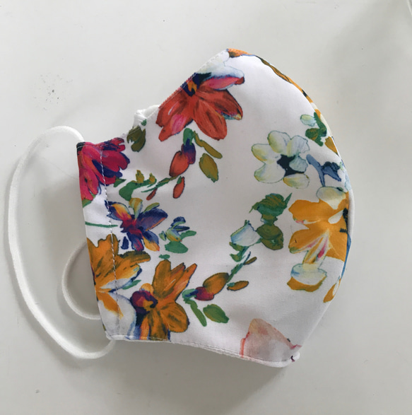 職人が作る布マスク　レオタード生地　花柄 2枚目の画像