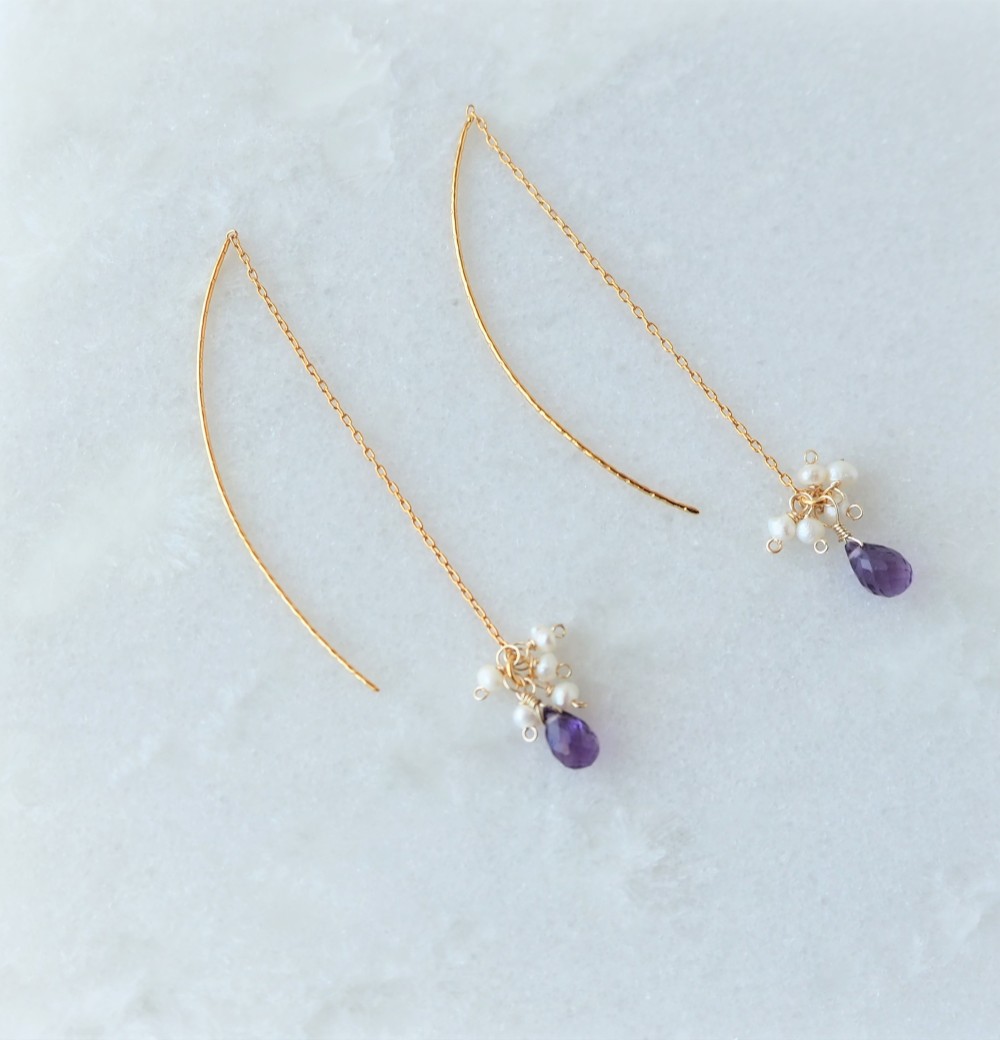 ノーブルパープルピアス