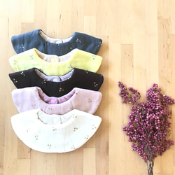 シルエットが可愛いうさ耳スタイ スタイ・よだれかけ manami 通販