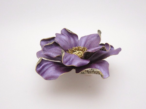 皮革胸花Rosa Canina（紫色） 第4張的照片