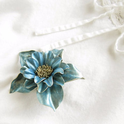 皮革胸花童話玫瑰（復古藍色） 第5張的照片