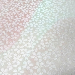 正絹　長襦袢　繻子　菱餅カラー　はんなり　しつけ付き　地紋は桜 正絹 長襦袢 繻子 菱餅カラー はんなり しつけ付き 地紋は桜