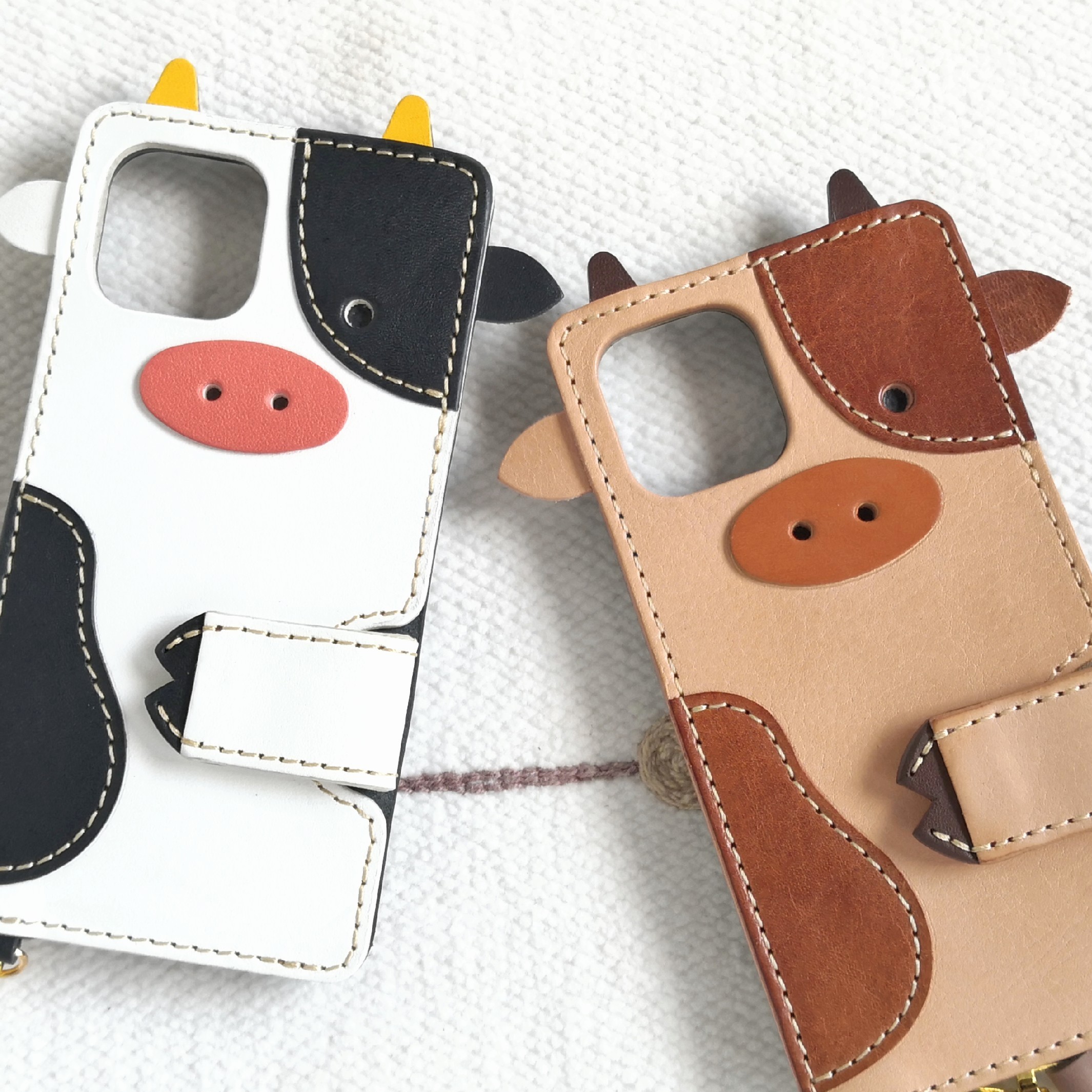 機種＆カラーオーダー可＊カバー型＊ちょっと便利な牛さんのスマホケース／モーバイルケース／ホルスタイン