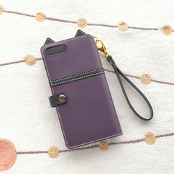 ＊leather sumyaho case＊手帳型 猫のレザースマホケース＊リボン付き＊紫／全機種 4枚目の画像