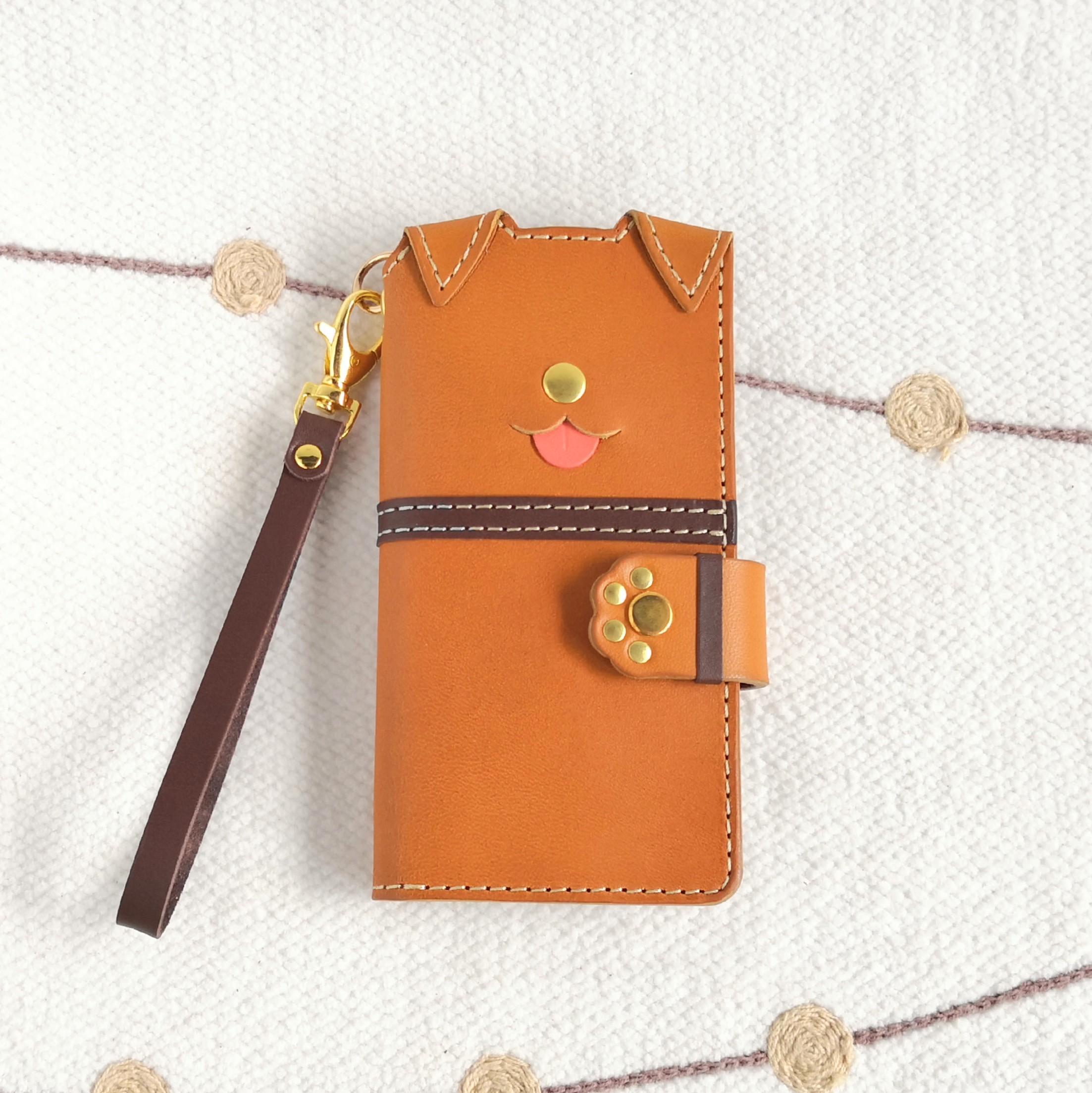 ＊leather sumyaho case＊手帳型 垂れ耳犬のレザースマホケース【雑誌#3いぬまみれ記載作品】／全機種