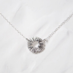 pineapple necklace〔sv/ rhodium  plating〕 1枚目の画像