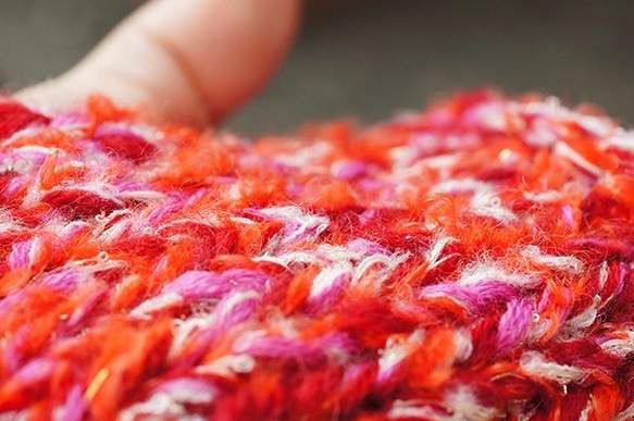 手紡ぎ糸のハンドウォーマー　-とっておきのリボン-　アームウォーマー　ミトン 4枚目の画像