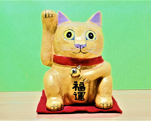 金色の招き猫（大）置物＃29（紙粘土と新聞紙） その他置物 工房