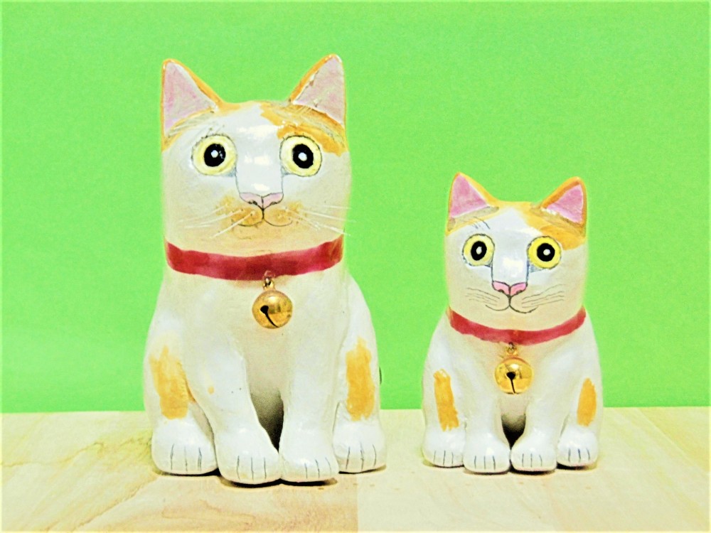 三毛猫（大）と（中）置物＃56（紙粘土と新聞紙） その他置物 工房TAKA