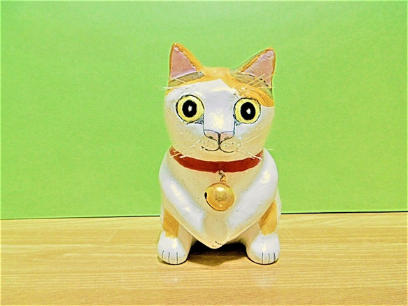 振り向く三毛猫、和紙25,4см×36,4cm