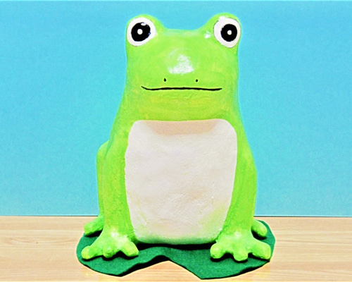 緑色のエナメル製カエルの置物2点 楽天市場】カエル 置物 オブジェ アンティーク調 ヨガを練習する