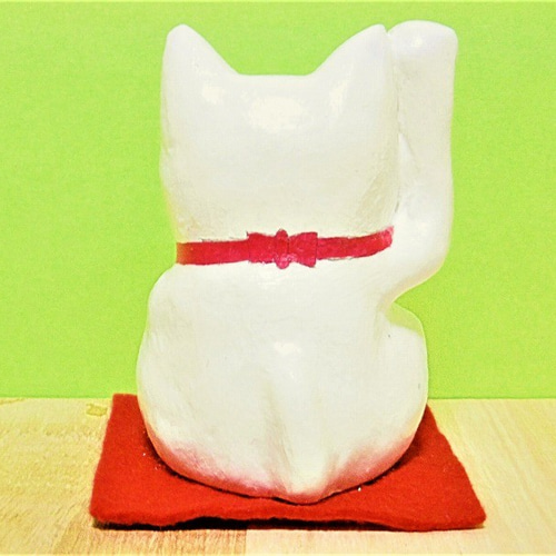 招き猫（中）（笑門来福）置物＃46（紙粘土と新聞紙） その他置物 工房