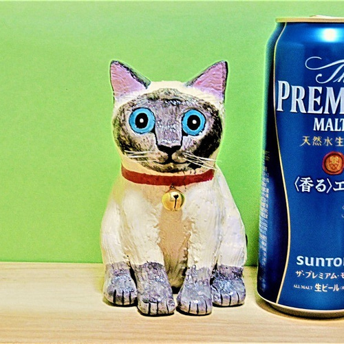 美品　シャム猫　樹脂製　置物　オブジェ　猫　まるで生きている様な　丁寧な作り 美品 シャム猫 樹脂製 置物 オブジェ 猫 まるで生きている様な 丁寧