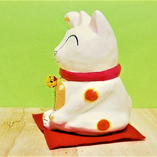 招き猫（大）置物＃51（紙粘土と新聞紙） その他置物 工房TAKA 通販