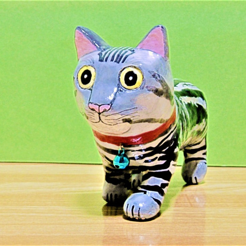 猫（アメリカンショートヘア）（中）＃101（紙粘土と新聞紙