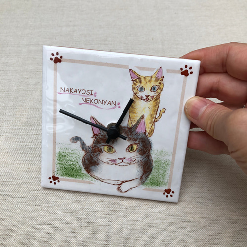 猫のタイル時計（仲良しねこにゃん） 掛け時計・置き時計