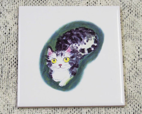 猫の絵、ものタイルに猫の絵を描いています。 猫の絵、ものタイルに猫の絵を描いています。 INAX 猫イラスト
