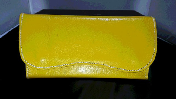 黄色の長財布 1枚目の画像