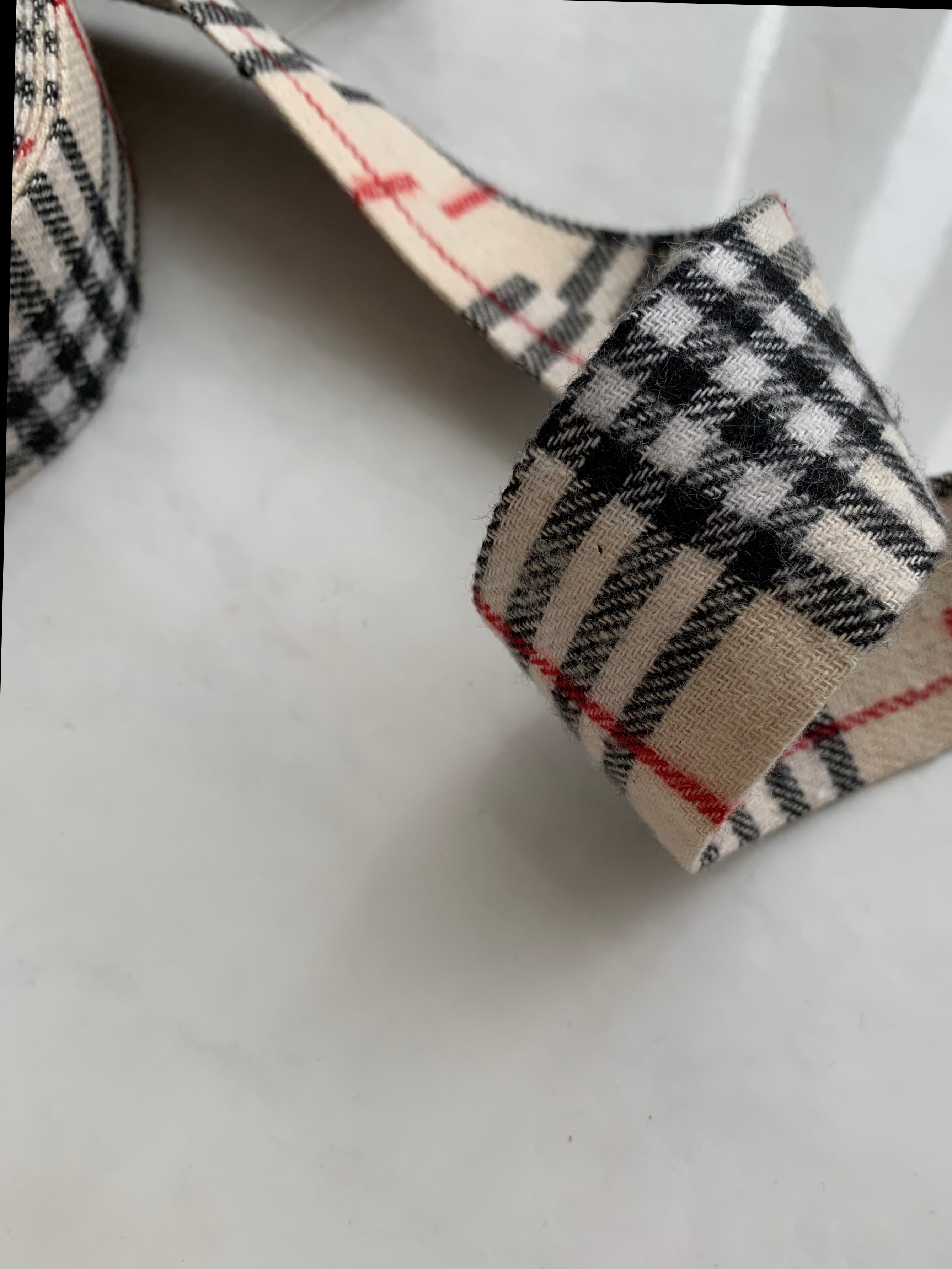 【BURBERY】1ロール/バーバリーリボン୨୧⋆*クリスマス限定 2cm幅 BURBERY】1ロール/バーバリーリボン୨୧⋆*クリスマス限定 2cm幅