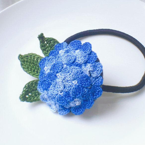 紫陽花のヘアーゴム（濃青） 2枚目の画像