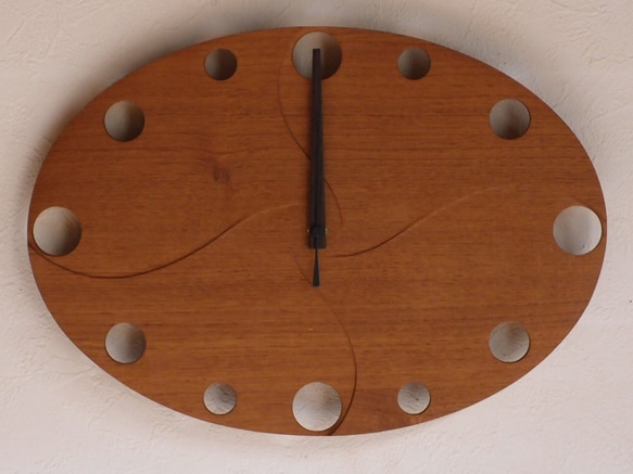 無垢の木の電波掛け時計　チーク　００１４ 1枚目の画像