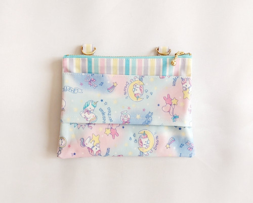 フタなし便利♪ファスナー付ラミネートの移動ポケット☆ドリーム