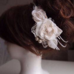 コード・葉つき*バラとアネモネのヘッドドレス 1枚目の画像