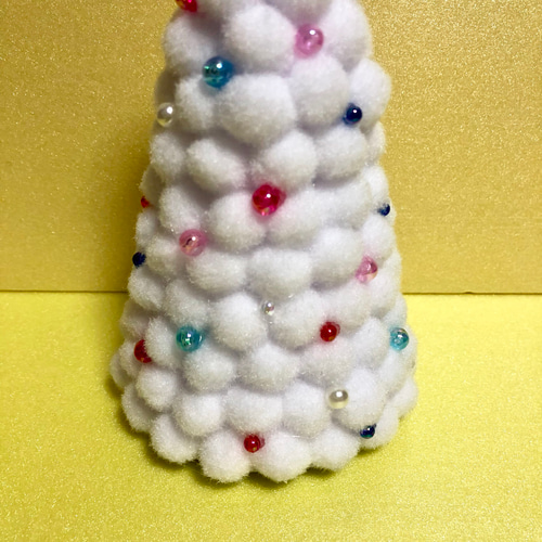 カラフルポンポンのミニクリスマスツリー ふわふわポンポンのミニクリスマスツリー（ホワイト） その他
