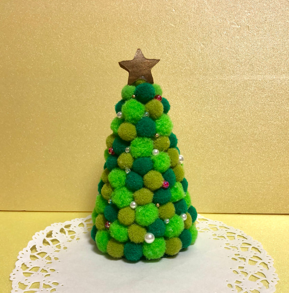高評価！ ふわふわポンポンのミニクリスマスツリー（グリーン） その他 クリスマス