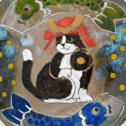 ネコの五月人形　カラフルな絵皿　端午の節句　お皿立て付き　猫・ねこ　こいのぼり　手作り陶器・陶芸 2枚目の画像