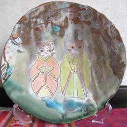 猫のお雛様　陶器の飾り皿　ちょっと幻想的な、ねこのおひな飾り 2枚目の画像