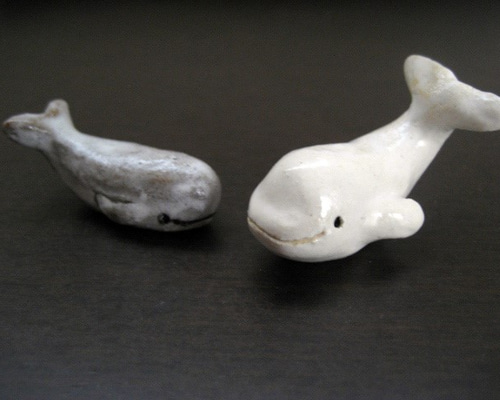 ミニ白イルカ 豆白クジラ 2匹セット 陶器の置物 和陶芸 ベルーガ