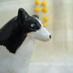 来年の干支！戌　犬　ボーダーコリー　白黒ワンコ　陶器の置物　お座り 6枚目の画像