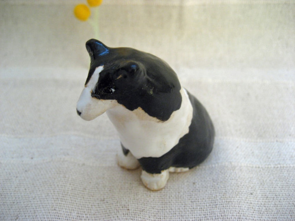 来年の干支！戌　犬　ボーダーコリー　白黒ワンコ　陶器の置物　お座り 8枚目の画像
