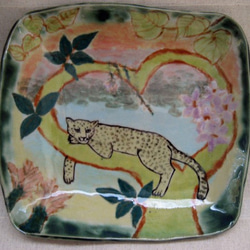 ヒョウの四角いお皿　手作り陶器　ハートの木の上でリラックス　大型ネコ科　陶芸 9枚目の画像