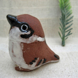 ワイルドスズメの置物　B　手作り陶器　ちょっとかわいい　鳥　陶芸 9枚目の画像