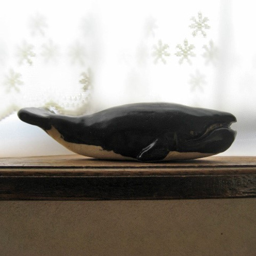 クジラ型 黒 陶器 置物 約10cm Amazon.co.jp: [dhiuebc] クジラ 置物 風水 置物 アンティーク クジラ