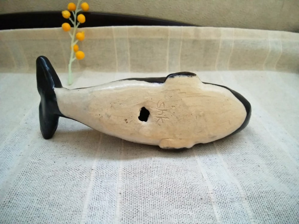 クジラ　陶器の置物　セミクジラ風　手作り陶芸　鯨の置き物 10枚目の画像