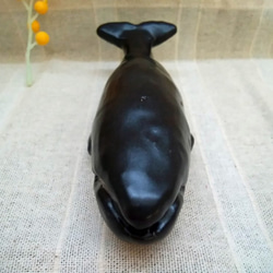 クジラ　陶器の置物　セミクジラ風　手作り陶芸　鯨の置き物 9枚目の画像