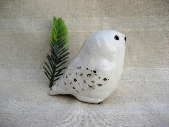 白いフクロウ　おすまし白ふくろう　鳥　手作り陶芸　陶器の置物 5枚目の画像