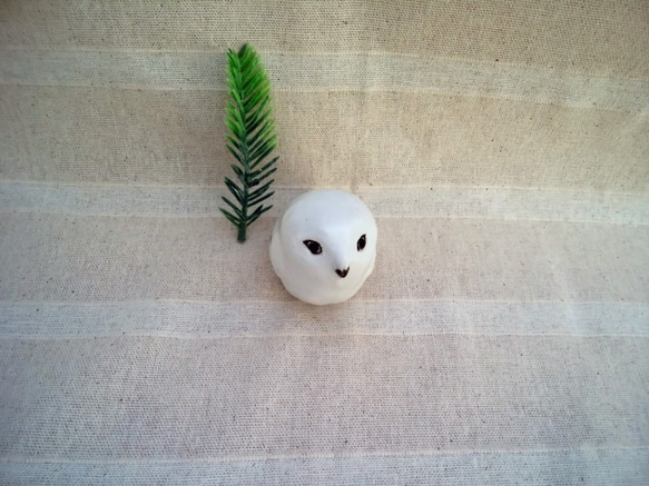 白いフクロウ　おすまし白ふくろう　鳥　手作り陶芸　陶器の置物 8枚目の画像