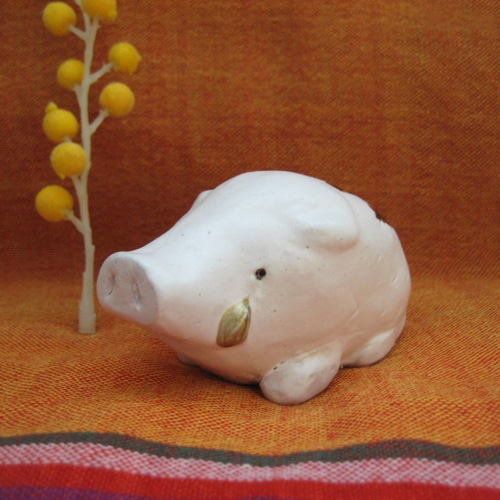 クリーマ限定！ 2019年亥 白いイノシシの置物（A) 干支の飾り 猪