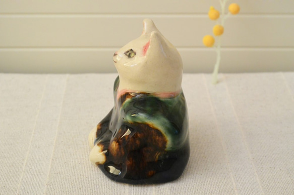 猫の福助　陶器のフクスケ人形　ねこ　陶器・陶芸　緑＋茶 5枚目の画像