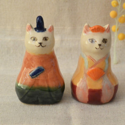ひな人形　ネコのお雛様　白猫　カラフルおひなさま　手作り陶器・陶芸　ねこ　猫の置き物 2枚目の画像
