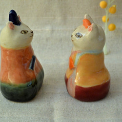 ひな人形　ネコのお雛様　白猫　カラフルおひなさま　手作り陶器・陶芸　ねこ　猫の置き物 6枚目の画像