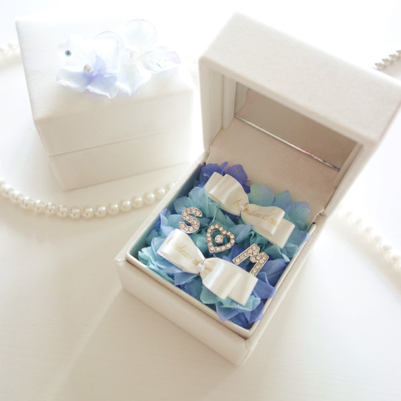 LUXURY BOX “le mariage”（BLUE）新郎新婦のイニシャル入りリングピロー♡ 1枚目の画像