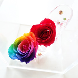 《名入れギフト☆メッセージ刻印》message ROSE “RED Bijou” レインボーローズで彩ったガラスの靴 3枚目の画像