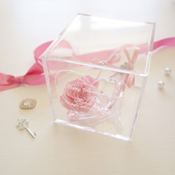 送料無料《名入れギフト☆メッセージ刻印》message ROSE “PINK KEY”　小さなシンデレラのガラスの靴 4枚目の画像