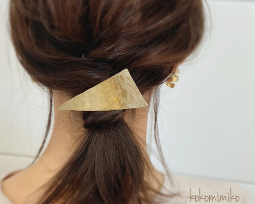 三角バレッタ★１点★950円 真鍮さんかくバレッタ バレッタ kokomimiko 通販 8724807｜Creema